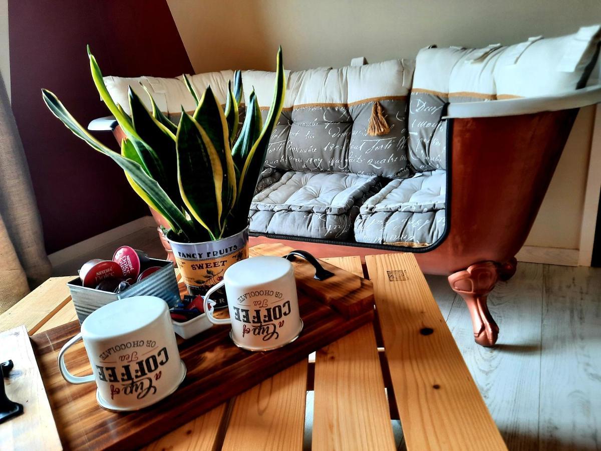 Bien Etre Simple Hotel Villajou ภายนอก รูปภาพ