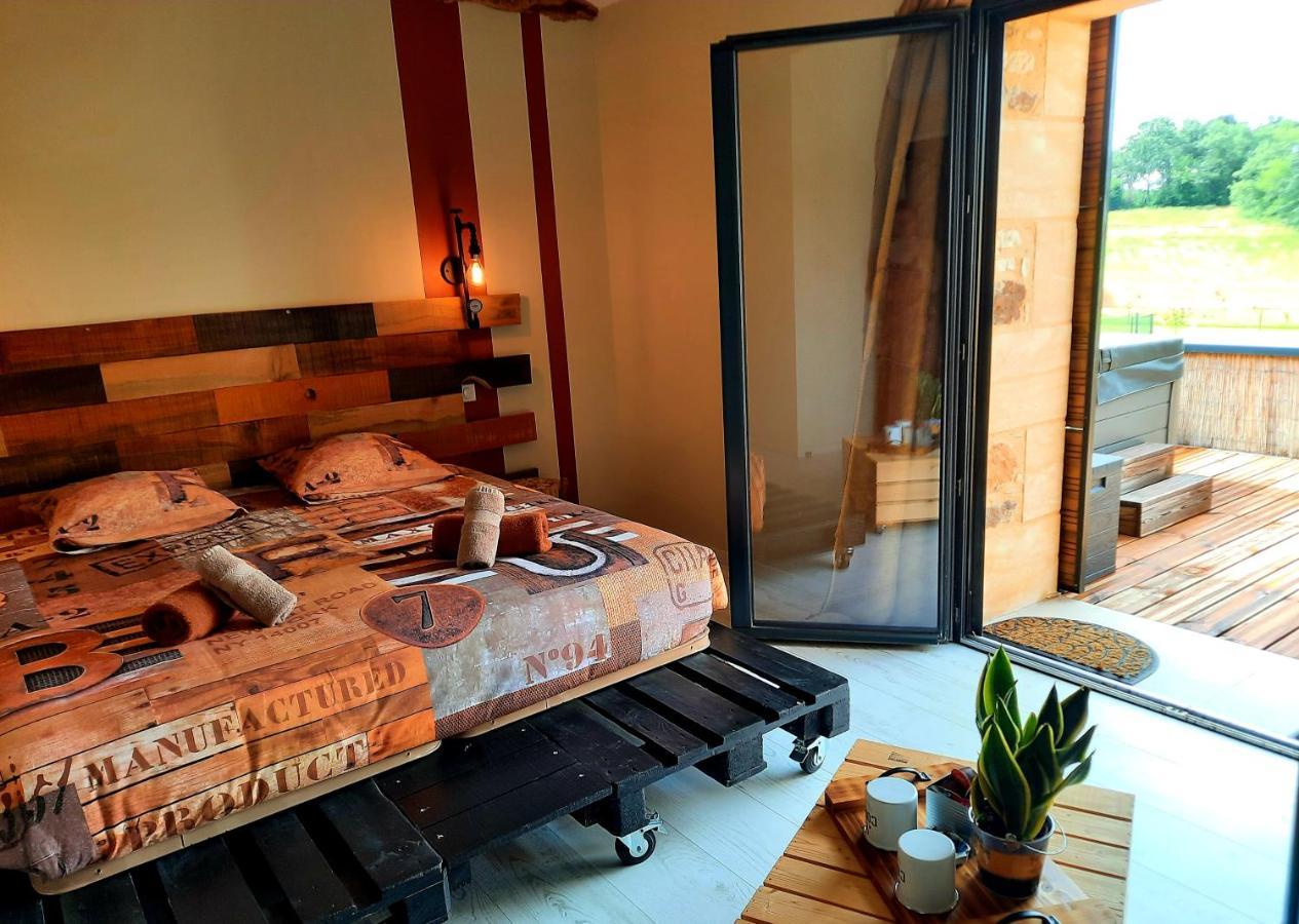 Bien Etre Simple Hotel Villajou ภายนอก รูปภาพ